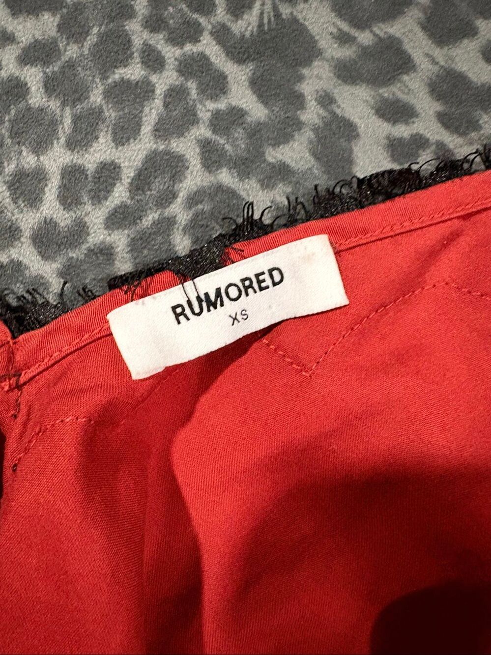 Rumored Red Satin Lace Trim Tie Front Cami Top Womens XS Peplum Y2K Coquette - Picture 4 of 5